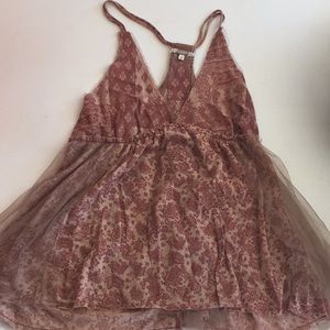 Beautiful flowy tank top medium